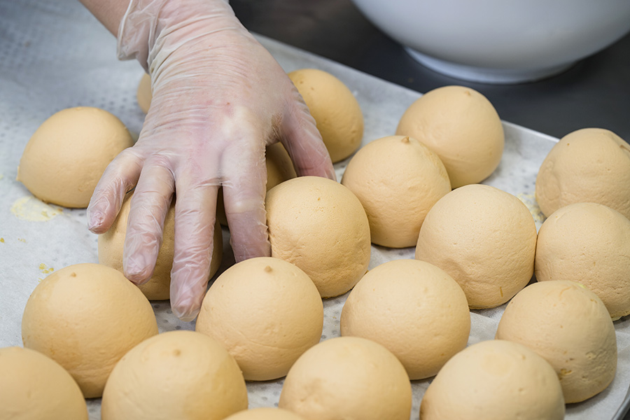 Cosa sono le Tette delle monache Covella Pasticceri
